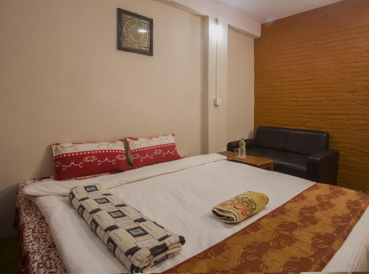 Langtang View Nagarkot Bed And Breakfast Buitenkant foto